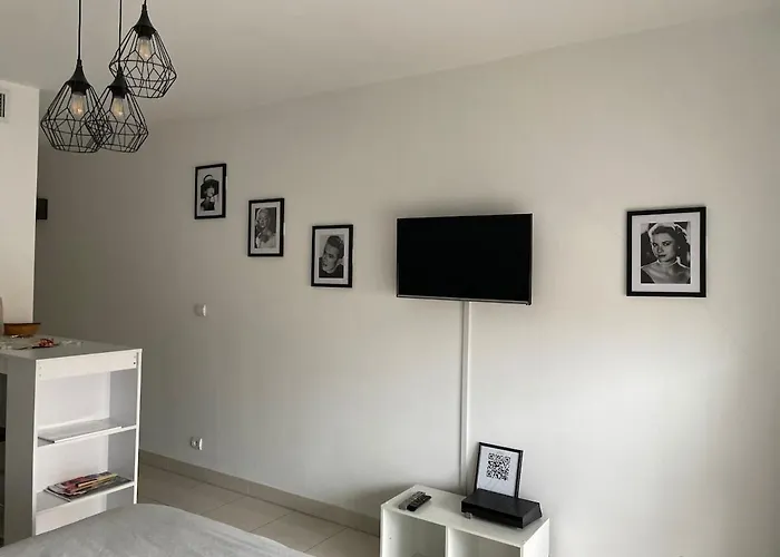 Centre Cannes, Piscine, Climatisation *