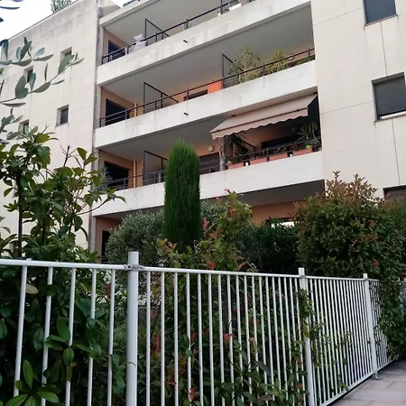 Centre Cannes, Piscine, Climatisation كان