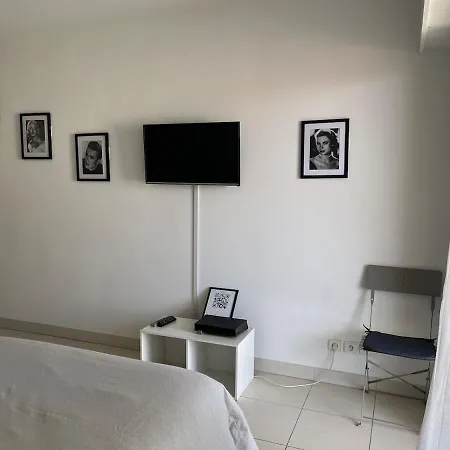 Centre Cannes, Piscine, Climatisation * كان